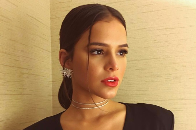 Irmã de Bruna Marquezine surpreende por estar igual à atriz (@andrenicolau via @brumarquezine/Instagram)