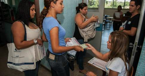 Servidores públicos podem se inscrever para monitorar o Enem
