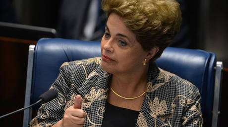 Dilma diz ser "estranhíssima" votação separada do impeachment Foto: Divulgação