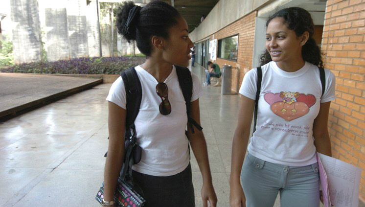 Investimento ser de R$ 25 milhões no programa, que envolverá 32 projetos de mobilidade acadêmica internacionalDivulgação/MEC
