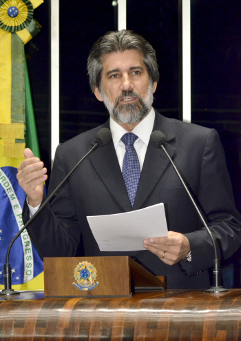Senador Valdir Raupp, presidente nacional do PMDB, confirma presença no encontro em Dourados.(foto de Waldemir Barreto/Agência Senado)