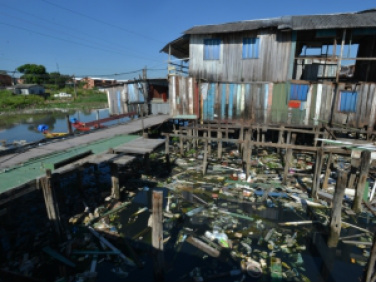 A relatora prestará especial atenção à população que vive em favelas, bairros informais e áreas rurais, incluindo aquelas afetadas pela seca