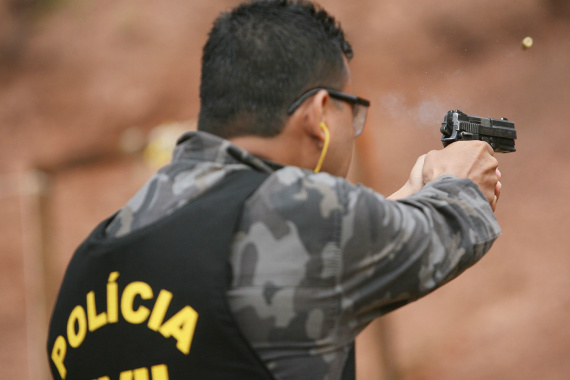 Em dois anos, Brasil treina 1.027 policiais que atuam na fronteira