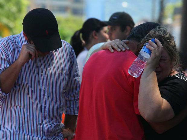 Sobe número de pessoas internadas com sintomas de pneumonia após tragédia Sobe número de pessoas internadas com sintomas de pneumonia após tragédia