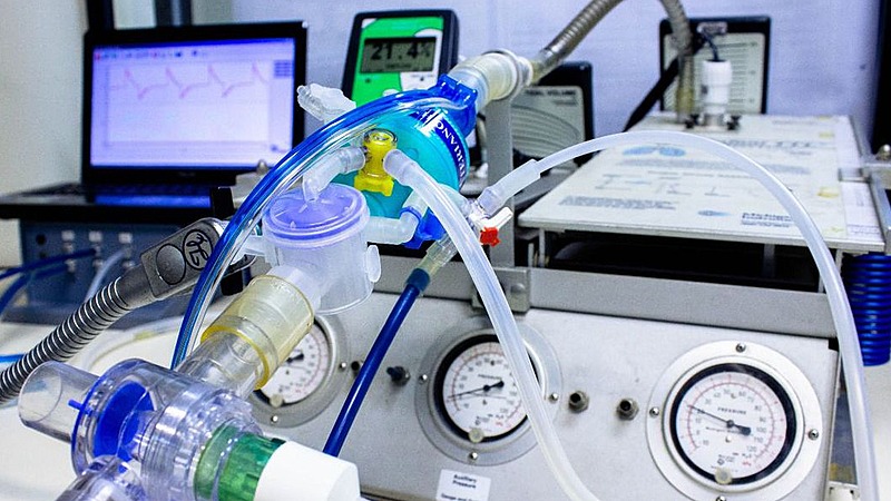 Dinheiro retido no Ministério da Saúde atualmente daria para comprar 367 mil respiradores, segundo Conselho Nacional de Saúde / Foto: Arquivo/ Agência Petrobras