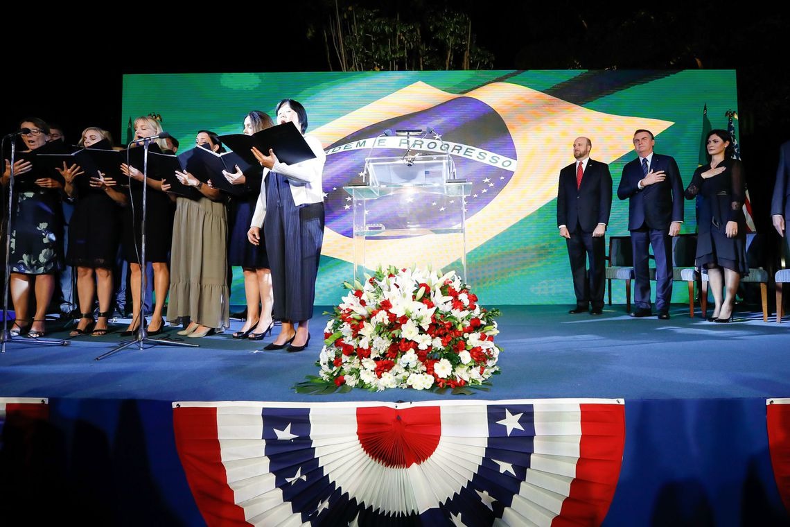 Bolsonaro celebra independência dos EUA em embaixada no Brasil Carolina Antunes/PR
