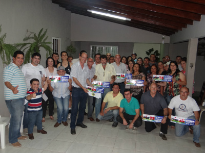 Em Amambai, grupo que esteve com Nelsinho declara apoio a Azambuja Grupo político de Amambai declara apoio a candidatura de Reinaldo Azambuja (PSDB) / Foto: Moreira Produções