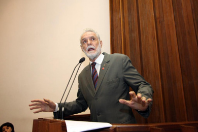 Teruel defende Enem na tribuna da Assembleia nesta quinta-feira