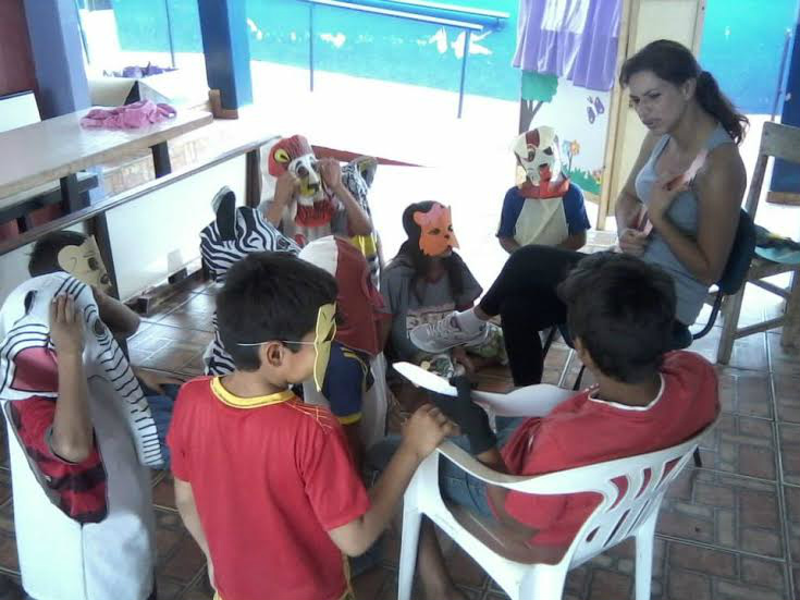 A meta do Programa Mais Educação é atender as crianças do 1º ao 9º ano, em tempo integral na escola. 