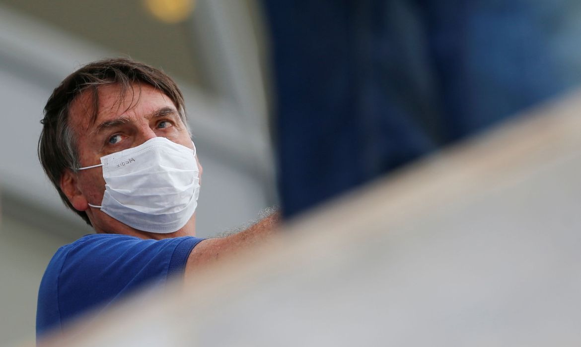 Bolsonaro diz que novo teste manteve resultado positivo para covid-19 Foto: Reuters/Adriano Machado