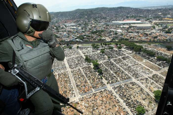 Exército vai controlar entradas da Vila Cruzeiro e do Complexo do Alemão