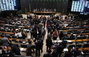 Câmara abre sessão, mas adia de novo votação de socorro a estados em crise Plenário da CâmaraFoto: Divulgação