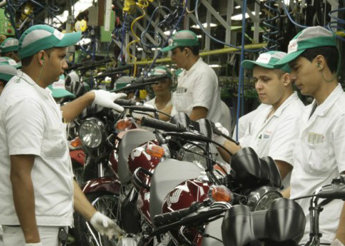 Criação de empregos tem pior desempenho para meses de abril desde 1999 Criação de empregos tem pior desempenho para meses de abril desde 1999