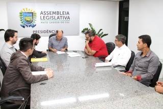 Servidores temem pela aposentadoria e querem barrar previdência complementar (Foto: Wagner Guimarães/ALMS)