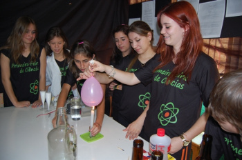 Escola Celq promove 1ª Feira de Ciências