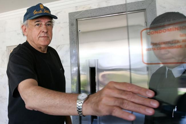 Jobim: caiu o ministro, nasceu o candidato a 2014 Jobim: caiu o ministro, nasceu o candidato a 2014