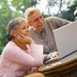 Uso da internet é cada vez mais popular entre quem tem mais de 50 anos Uso da internet é cada vez mais popular entre quem tem mais de 50 anos