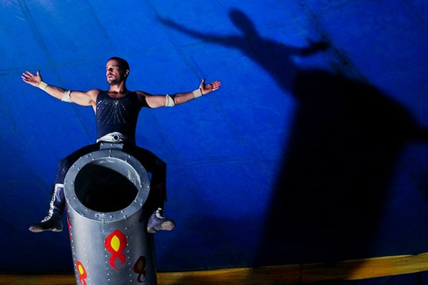 Filme Sangue Azul vence Festival do Rio
