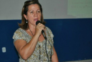 Presidente do Simted, Olga Tobias, diz que a presença da categoria é importante na reuniãoFoto: Moreira Produções 