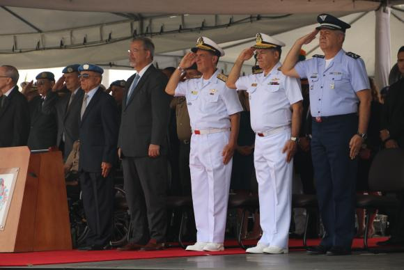 Não existe possibilidade de intervenção militar, afirma ministro da Defesa No Rio, Jungmann participou da solenidade que marcou o fim das operações do Brasil na Missão das Nações Unidas para Estabilização do Haiti (Minustah) Foto: Vladimir Platonow