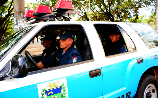 Armados com metralhadora, bandidos roubam distribuidora em Ponta Porã