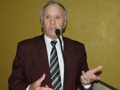 Roberto Dias reivindica asfalto para ruas das vilas Gisele e Alvorada Presidente do legislativo de Amambai, vereador Roberto Dias (PSDB) / Foto: Moreira Produções