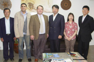 Professores do Japão visitam UEMS para parcerias