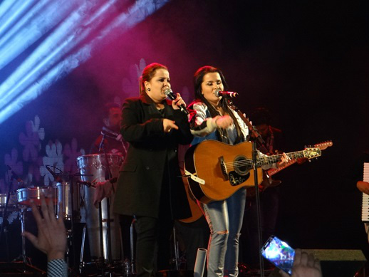 Mayara e Maraísa animaram a noite / Foto: Moreira Produções