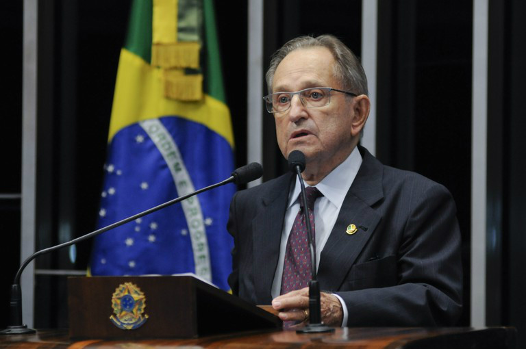 Figueiró lamenta decisão de companheiros em romper com o partido
