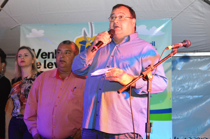 14ª Feira do Peixe teve início em Amambai Prefeito de Amambai, Dr. Bandeira / Foto: Moreira Produções