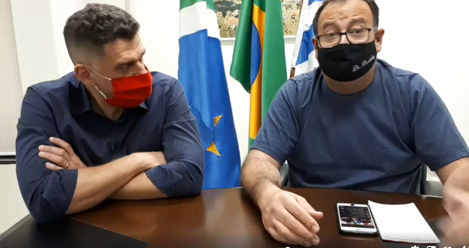 Prefeito de Amambai, Dr. Bandeira e médico oncologista Jeferson Baggio / Foto: Reprodução