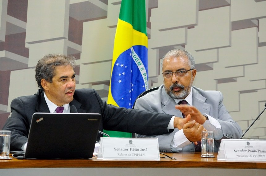 Empresas privadas devem R$ 450 bilhões à Previdência Foto: Divulgação