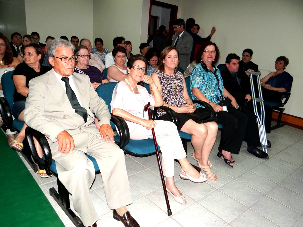 Câmara Municipal de Amambai entrega 13 Títulos de Cidadão Amambaiense Foram 13 os homenageados pela Câmara Municipal de Amambai.