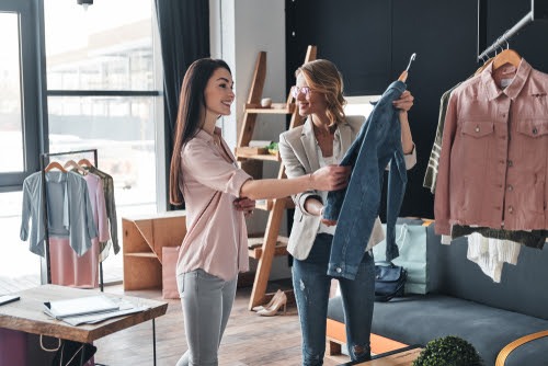 Empreendedores de Dourados recebem curso de gestão de loja