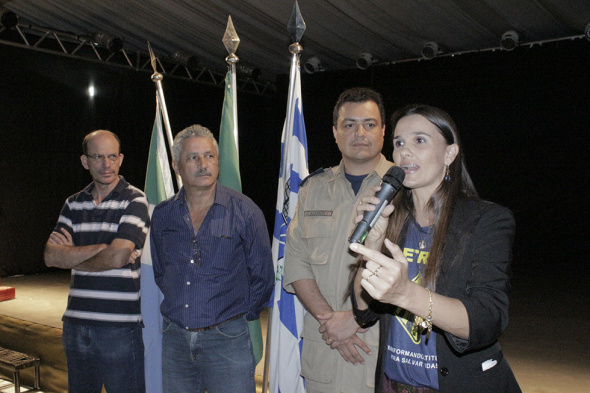 Secretária municipal de Educação, professora Vera Lorensetti, durante abertura do festival / Foto: Decom