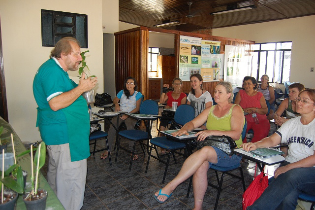 Instrutor do Senar, Sérgio Ostetto. 