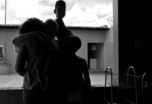 ONG do Distrito Federal ajuda crianças e adolescentes com HIV a superar o preconceito ONG do Distrito Federal ajuda crianças e adolescentes com HIV a superar o preconceito