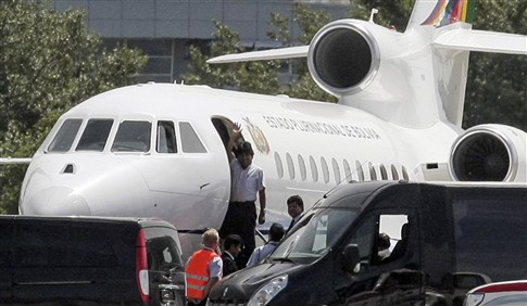Não sou criminoso, diz Morales ao ter avião proibido