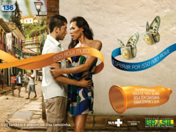Campanha de prevenção à aids no carnaval inclui pôster específico para travestis