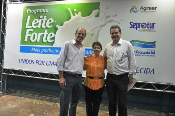 Incentivo à industrialização em Amambai é foco de gestão na capital de MS O prefeito de Amambai, Sérgio Barbosa, Tereza Cristina e Paulo Engel.