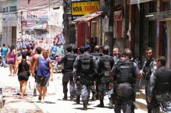 Segurança, sim, mas sem violência policial, pedem moradores do Complexo do Alemão