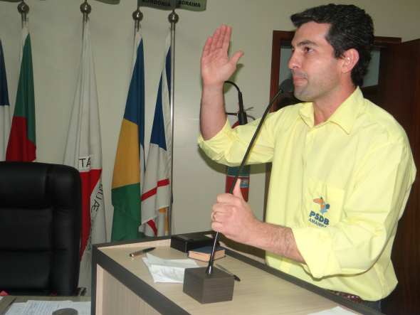PSDB de Amambai anuncia pré-candidatos a prefeito e 200 novos filiados Presidente do diretório municipal do PSDB, Christiano BortolottoFoto: Moreira Produções