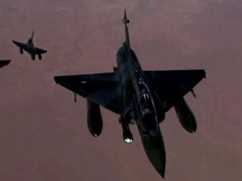 Tropas francesas bombardeiam extremo Norte do Mali