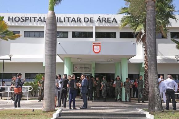 Temer passa bem e deverá ter alta ainda hoje (25) Presidente Michel Temer passa mal e é encaminhado ao Hospital do Exército (HMAB)