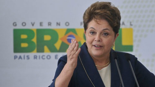 Dilma Rousseff destaca extensão do RDC às obras do PAC