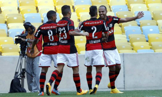 Resumo Esportivo: Flamengo bate líder, mas São Paulo perde Resumo Esportivo: Flamengo bate líder, mas São Paulo perde