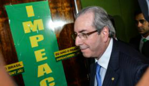 Câmara cassa mandato de Eduardo Cunha por 450 votos a favor e dez contra Cunha presidiu a sessão do Plenário da Câmara que decidiu pela autorização para ter prosseguimento no Senado o processo de impeachment de Dilma / Foto: José Cruz/Agência Brasil