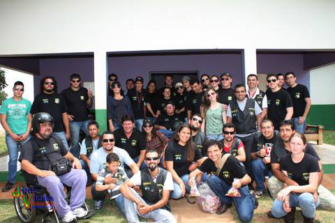 Crianças são presenteadas por Motoclube de Amambai Crianças são presenteadas por Motoclube de Amambai