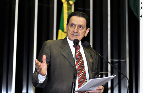 Para Mozarildo, segurança da faixa de fronteira passa pela diplomacia Para Mozarildo, segurança da faixa de fronteira passa pela diplomacia