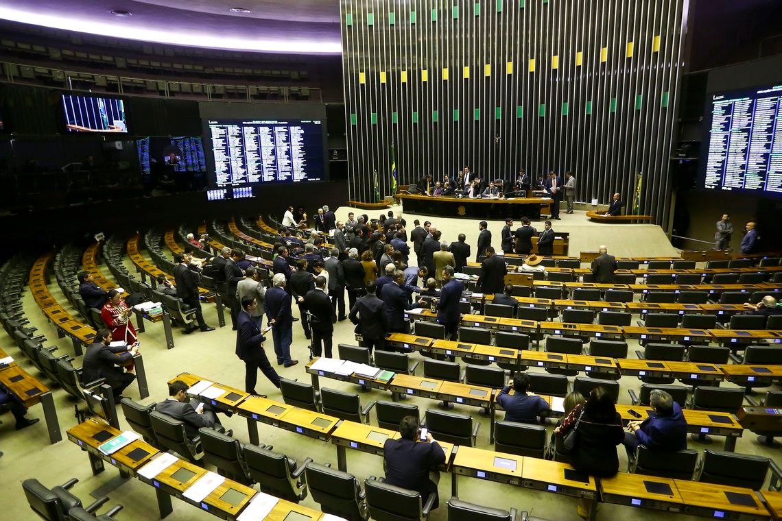 Mulheres terão aposentadoria integral cinco anos antes dos homens Marcelo Camargo/Agência Brasil